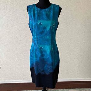 T Tahari Dress Women's Size 8 Blue Ombre Watercolor Sleeveless Shift Pencil